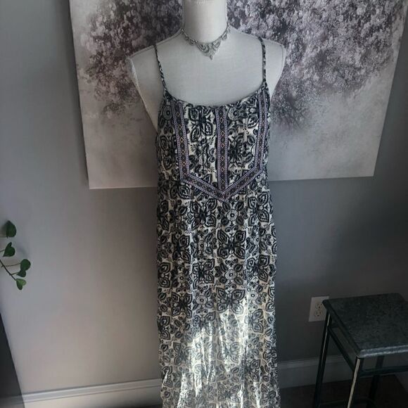 Maxi dress medium As U Wish only worn once - Picture 1 of 12